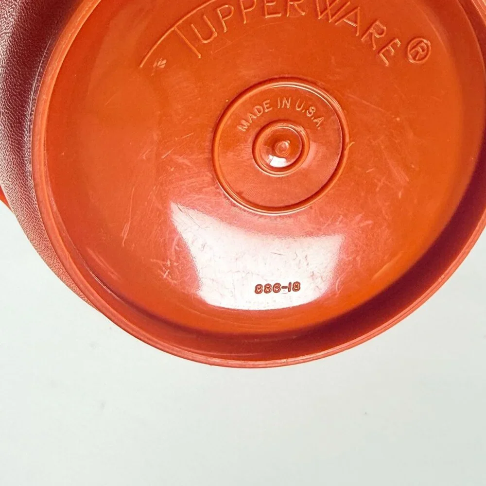 Vintage Tupperware Red Bowl Green Seal Sunburst Lid 886-18 Durable Plastic